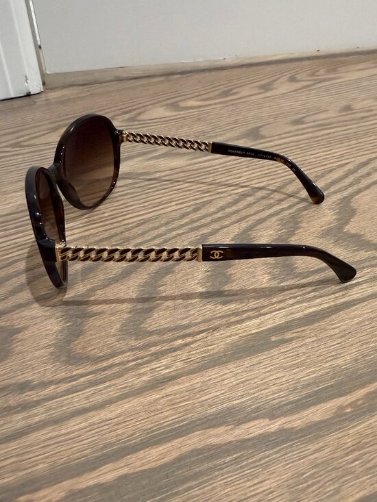 Chanel Chain Sunglasses (Style 5304) main image 5